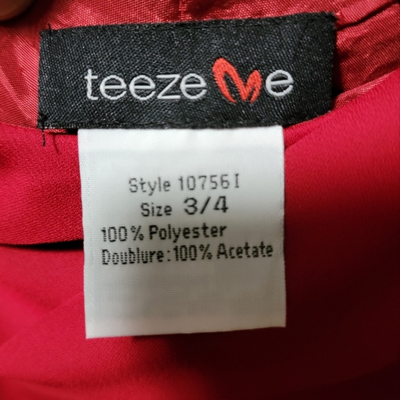 Red formal length drop sleeve dress - Picture 6 of 6